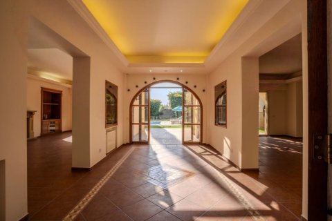 5 bedrooms Villa in Ypsonas, Limassol,  No. 41009 9