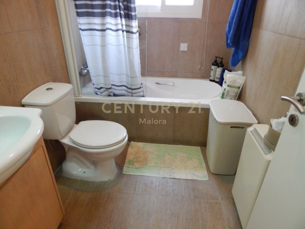 2 bedrooms Apartment in Germasogeia, Limassol, Cyprus No. 55068