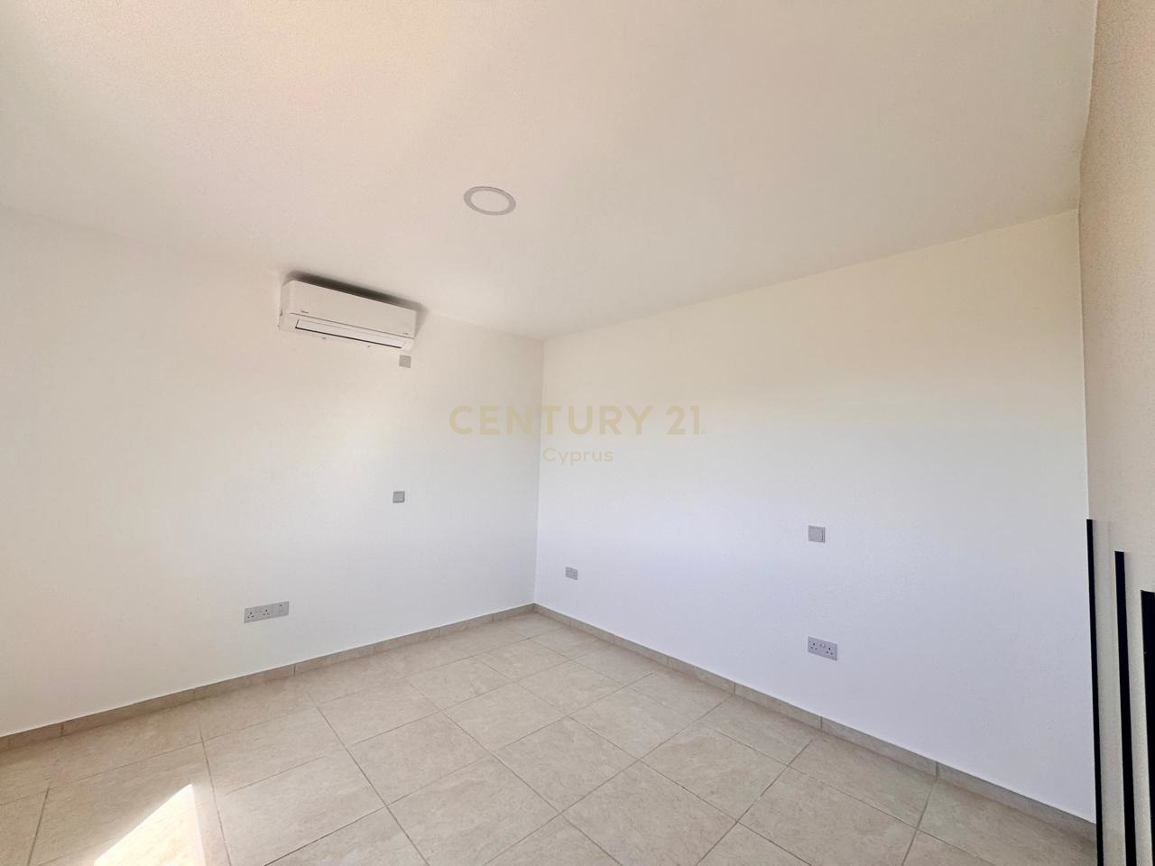 7 bedrooms Villa in Moni, Limassol, Cyprus No. 55332
