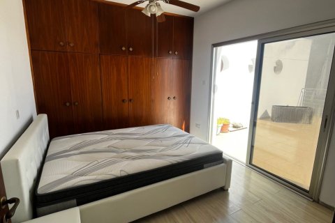2 bedrooms Apartment in Larnaka,  No. 51447 5
