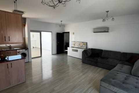 2 bedrooms Apartment in Larnaka,  No. 51447 3