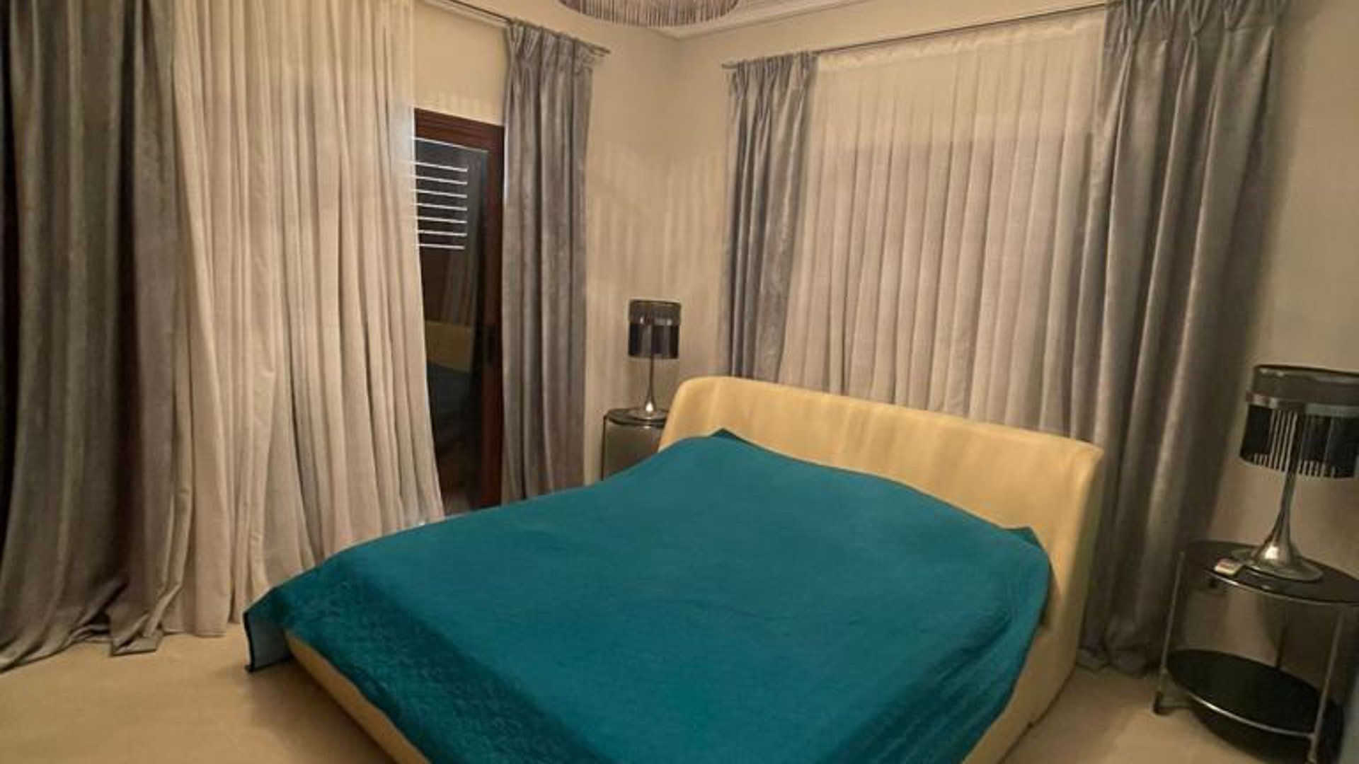 4 bedrooms Villa in Pyrgos, Limassol, Cyprus No. 28959