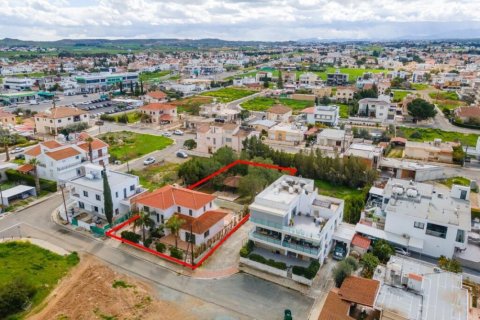 215m2 Villa en Nicosia,  No. 37963 13