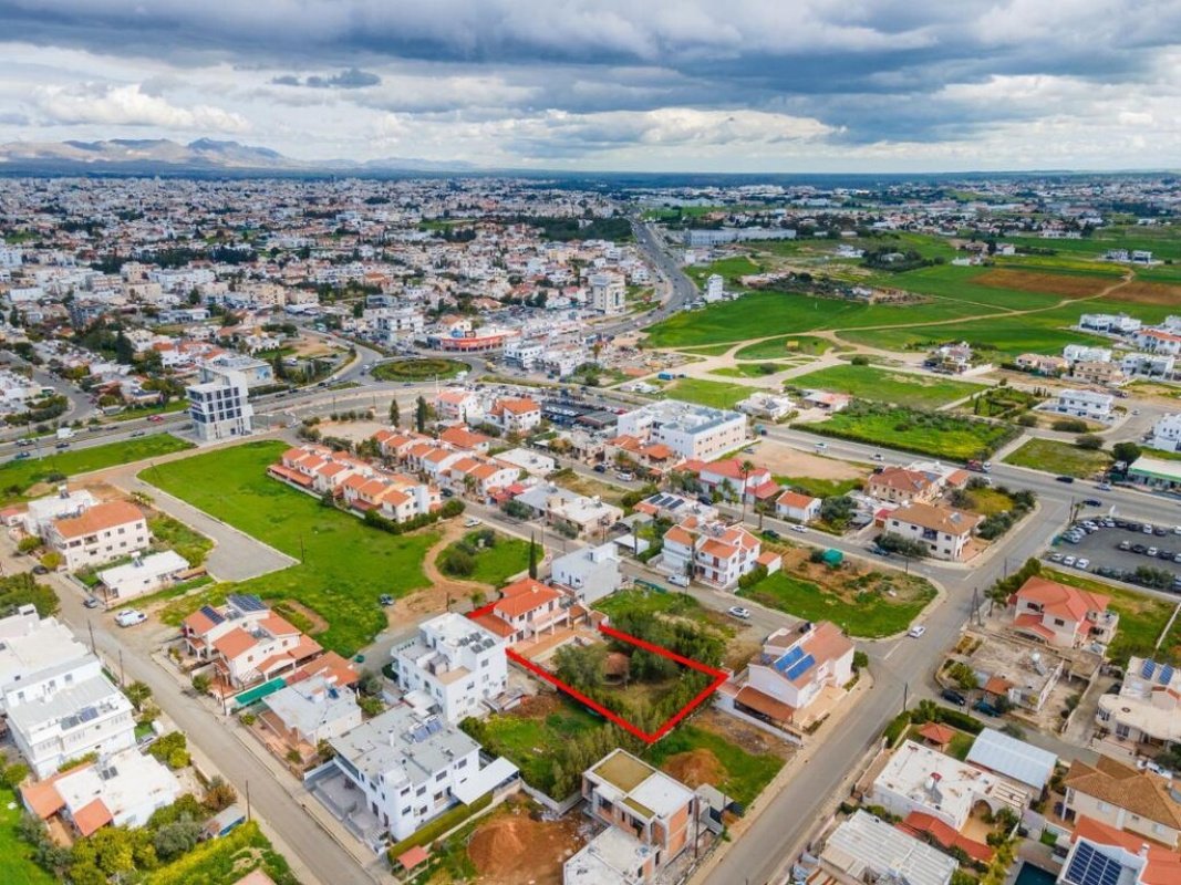 215m2 Villa in Nicosia, Cyprus No. 37963