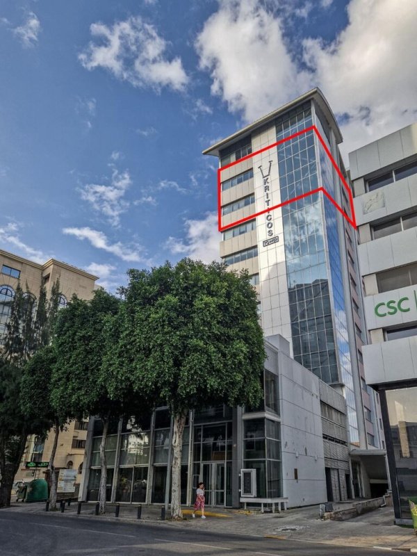 473m2 Propriété commerciale à Nicosia, Chypre No. 37964