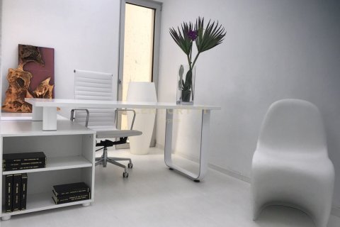 300m2 Commercial property in Limassol,  No. 54157 7