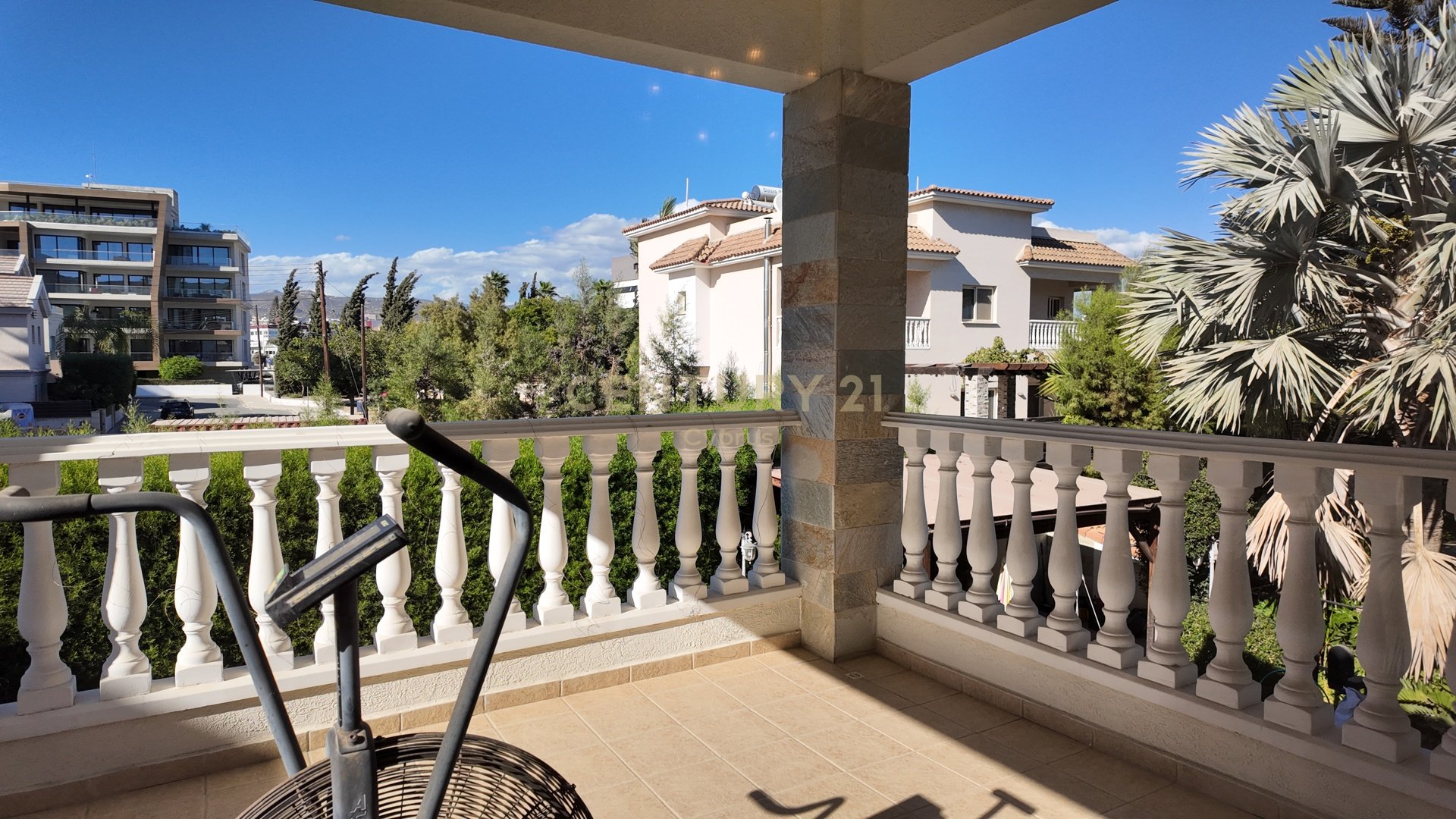 4 bedrooms Villa in Agios Athanasios, Limassol, Cyprus No. 54155