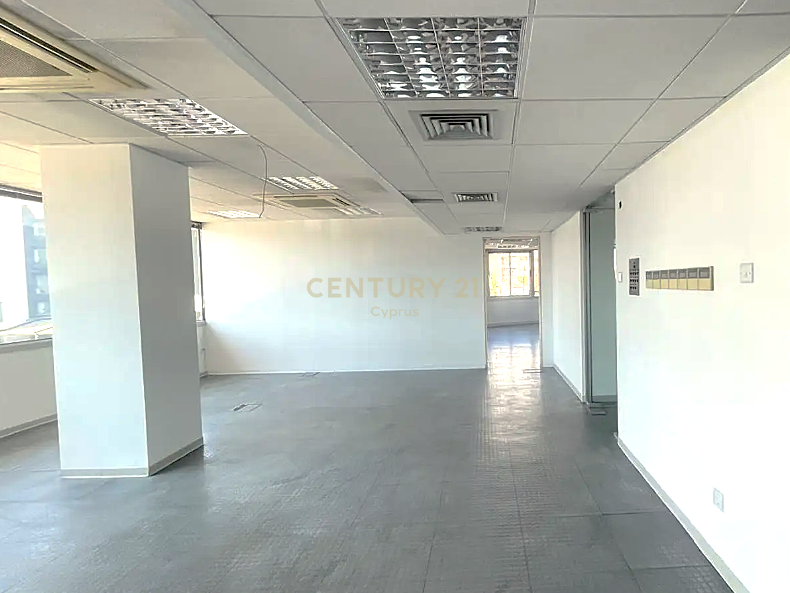 388m2 Office in Limassol, Cyprus No. 54154