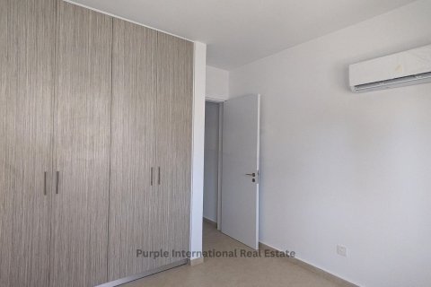 Квартира с 2 спальнями в Ларнака, Кипр № 37305 20