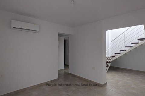 Квартира с 2 спальнями в Ларнака, Кипр № 37305 11