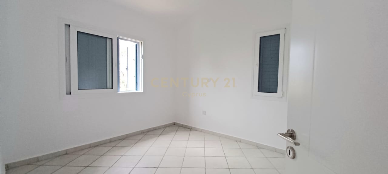 3 bedrooms Villa in Paphos, Cyprus No. 54037