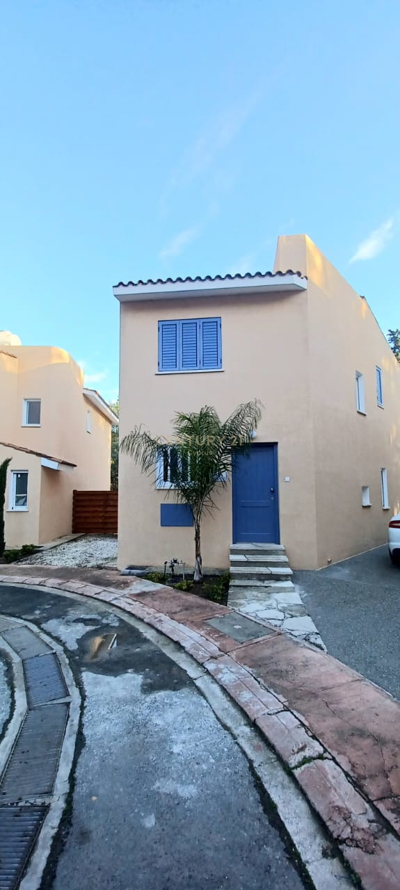 3 bedrooms Villa in Paphos, Cyprus No. 54037