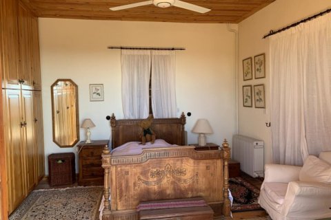 3 bedrooms Villa in Limassol,  No. 38937 5