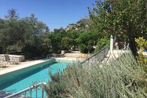 3 bedrooms Villa in Limassol,  No. 38937 10