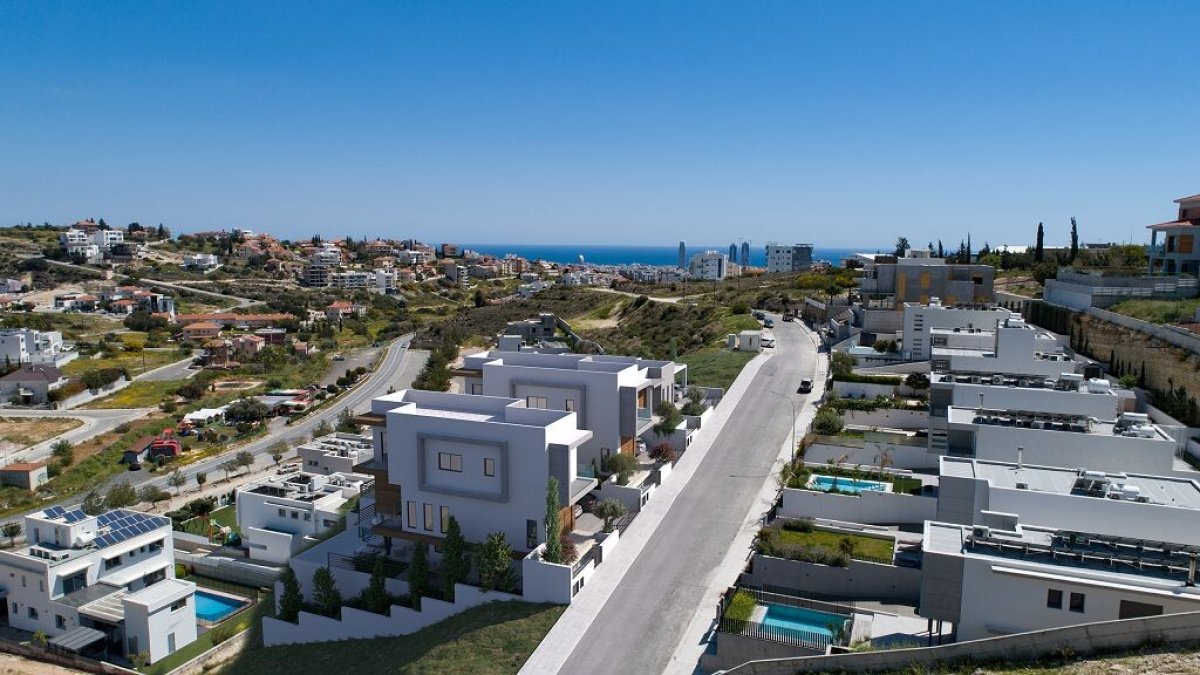 7 rooms Villa in Limassol, Cyprus No. 38941