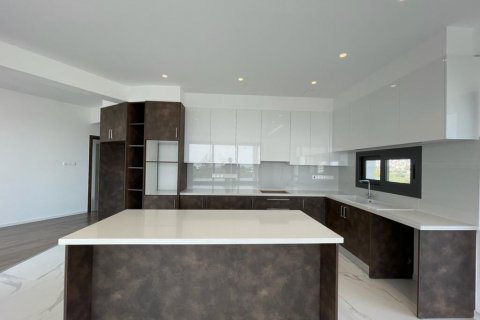 3 chambres Appartement à Limassol,  No. 38939 2