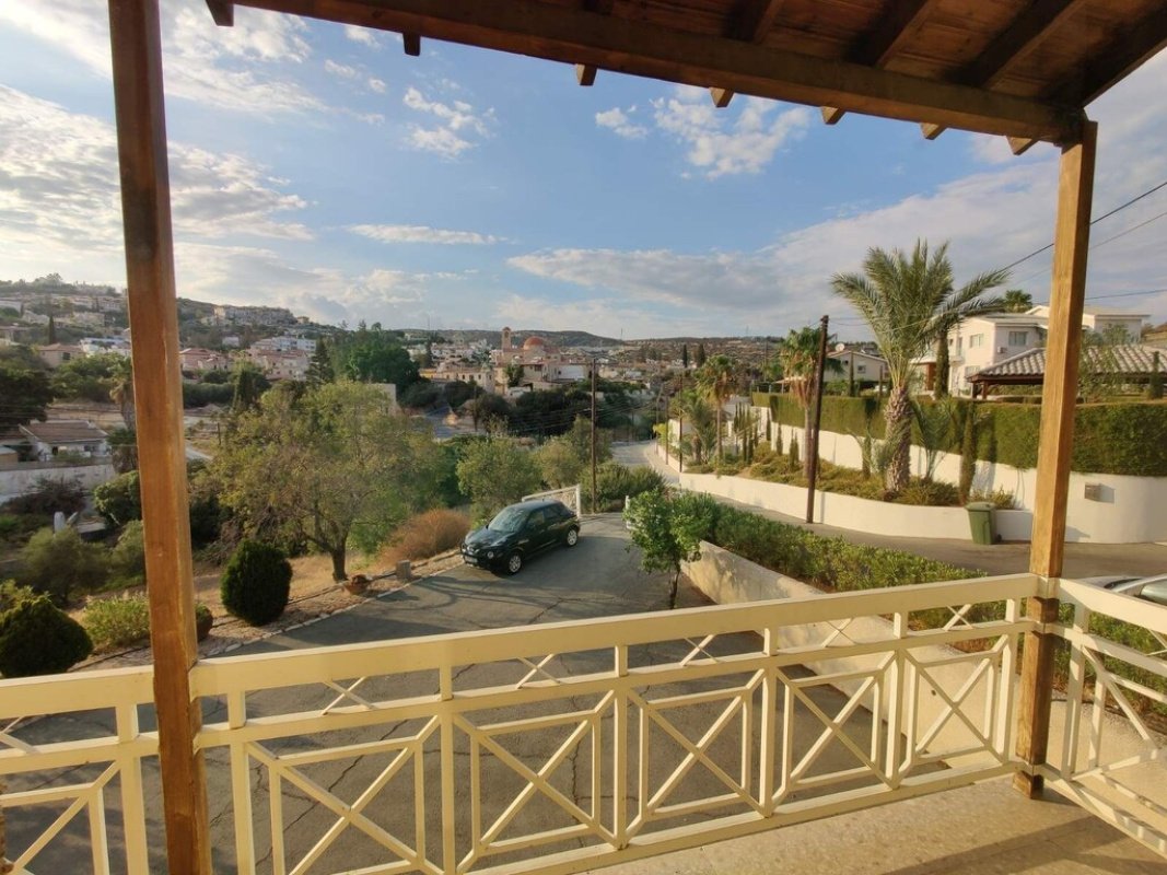 3 bedrooms Villa in Limassol, Cyprus No. 38936