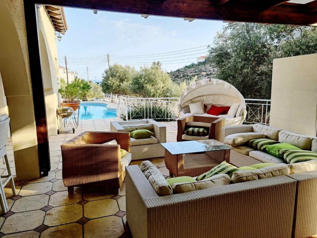 3 bedrooms Villa in Limassol, Cyprus No. 38936