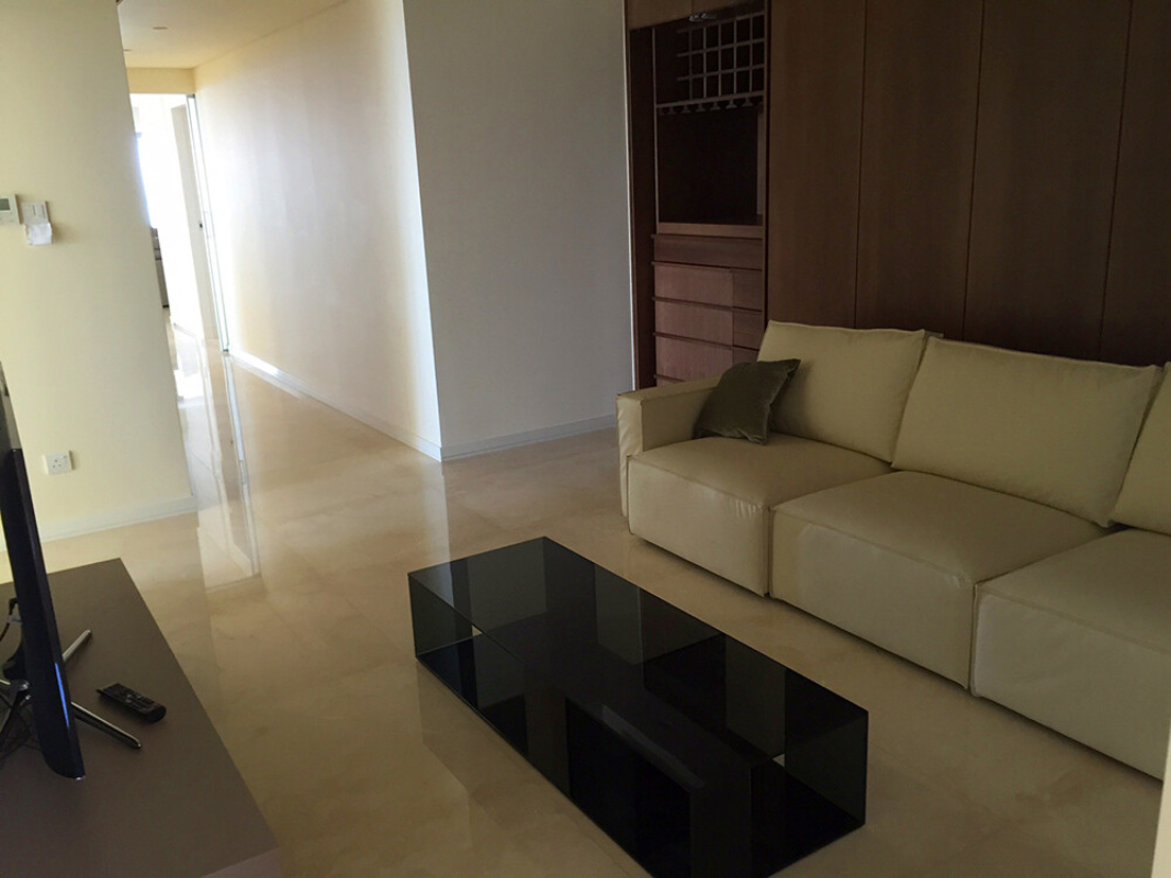 3 bedrooms Apartment in Nicosia, Cyprus No. 38940