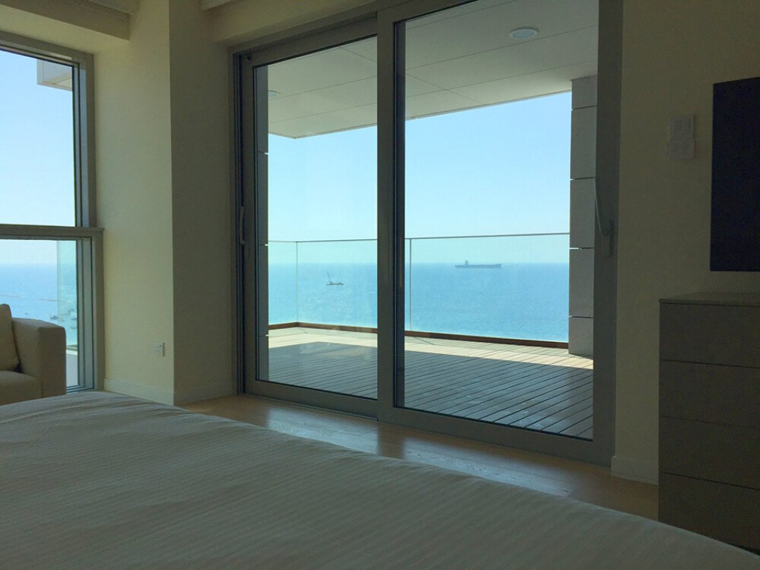 3 bedrooms Apartment in Nicosia, Cyprus No. 38940