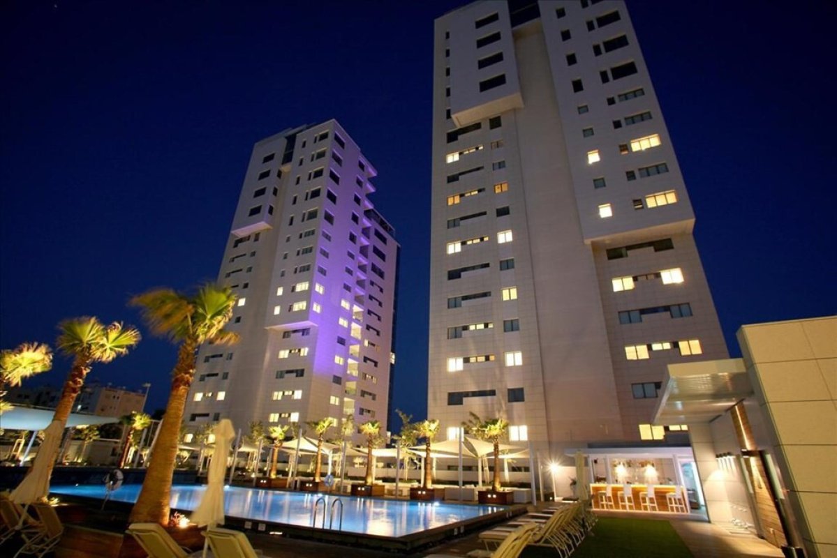 3 bedrooms Apartment in Nicosia, Cyprus No. 38940