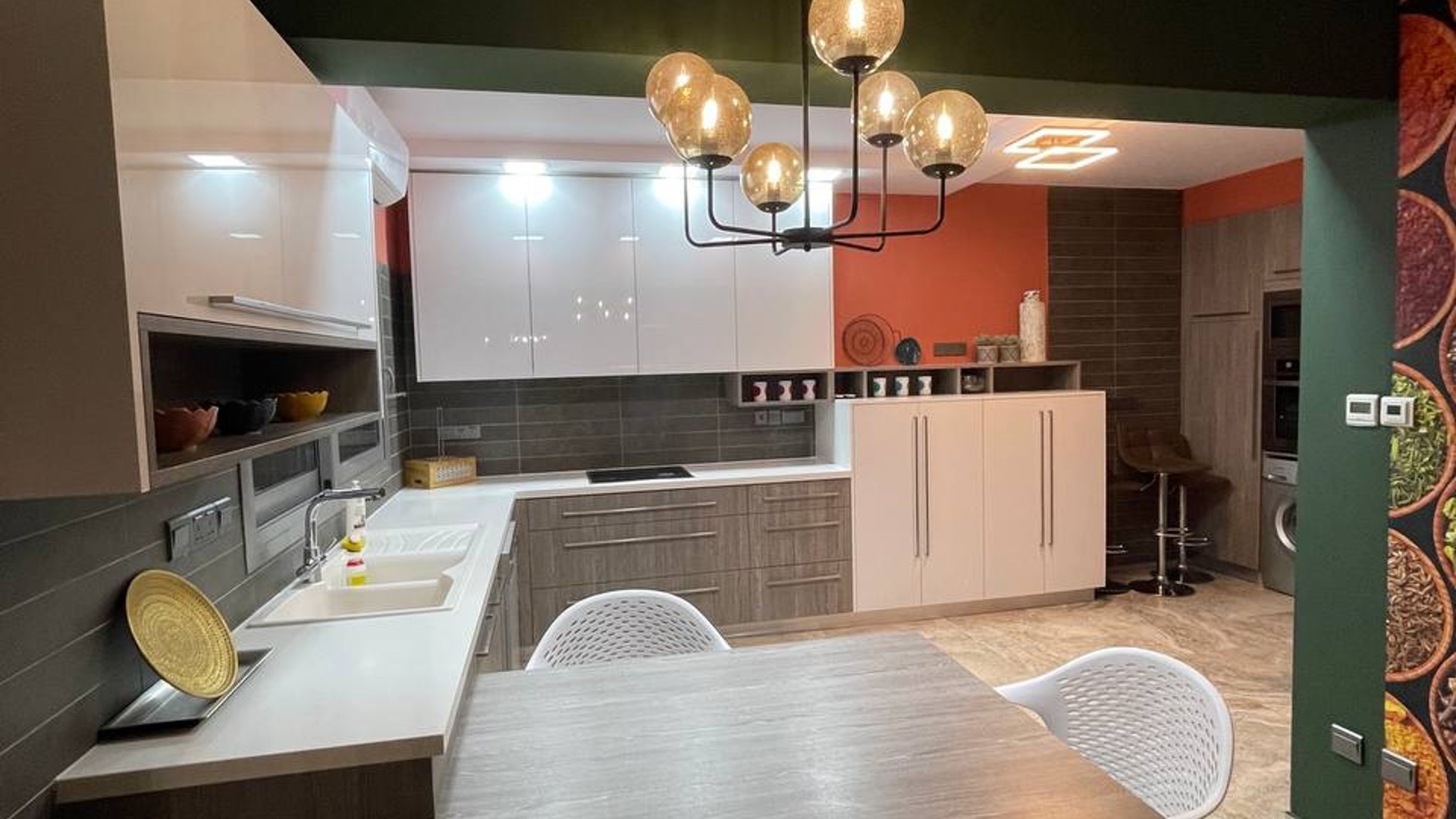 3 bedrooms Duplex in Limassol, Cyprus No. 28901