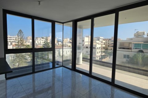 2 bedrooms Apartment in Larnaca, Larnaka,  No. 50014 8