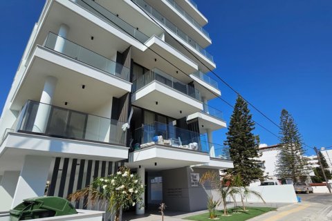 2 bedrooms Apartment in Larnaca, Larnaka,  No. 50014