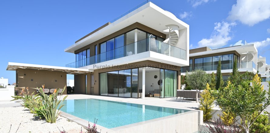 4 chambres Villa à Pegeia, Paphos,  No. 50957