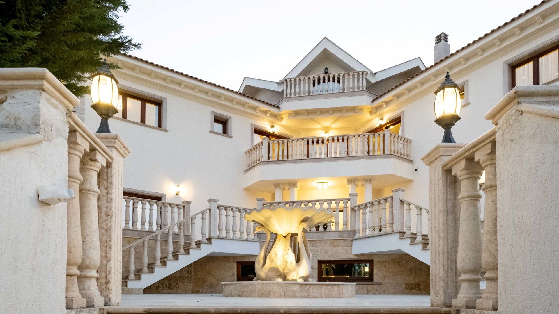 5 bedrooms Villa in Limassol, Cyprus No. 29377