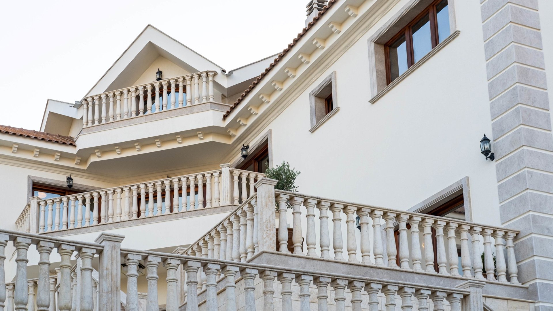 5 bedrooms Villa in Limassol, Cyprus No. 29377