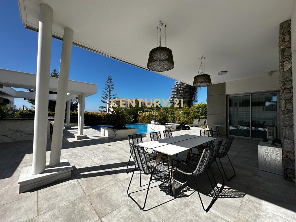 5 bedrooms Villa in Parekklisia, Limassol, Cyprus No. 6095