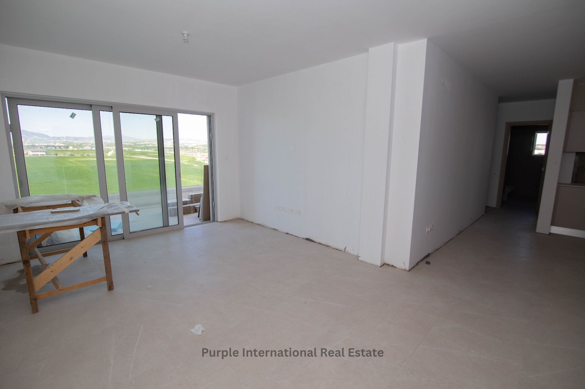 3 bedrooms Apartment in Larnaca, Larnaka, Cyprus No. 35086