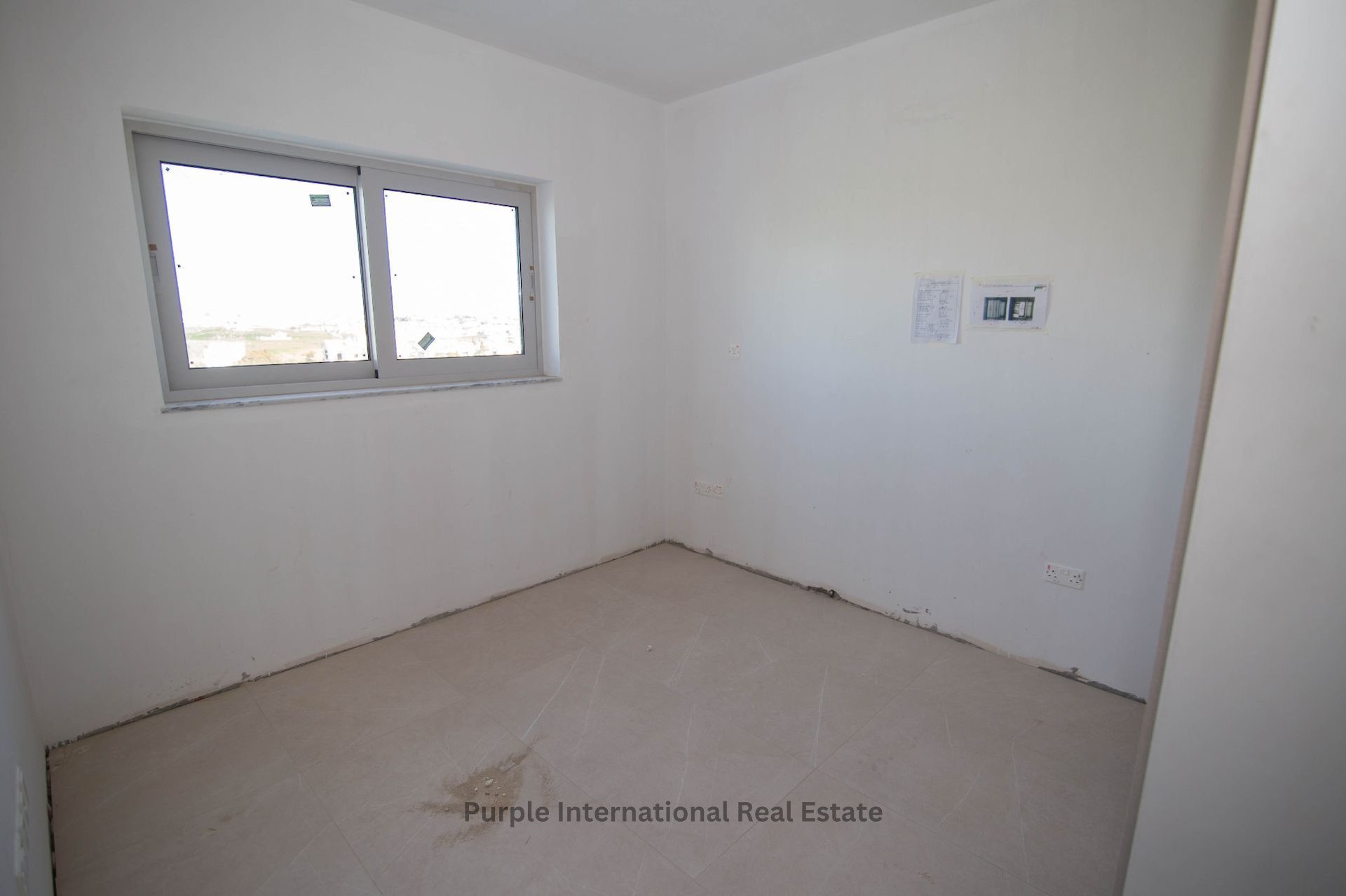 3 bedrooms Apartment in Larnaca, Larnaka, Cyprus No. 35086