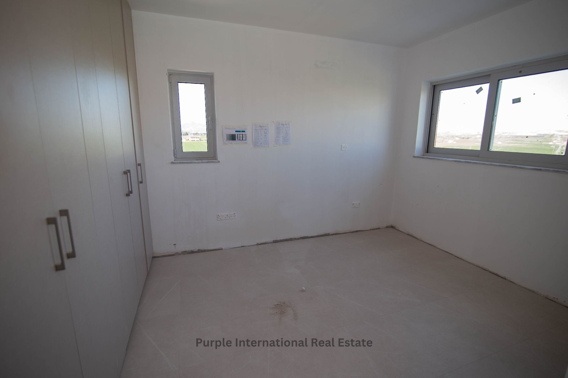 3 bedrooms Apartment in Larnaca, Larnaka, Cyprus No. 35086