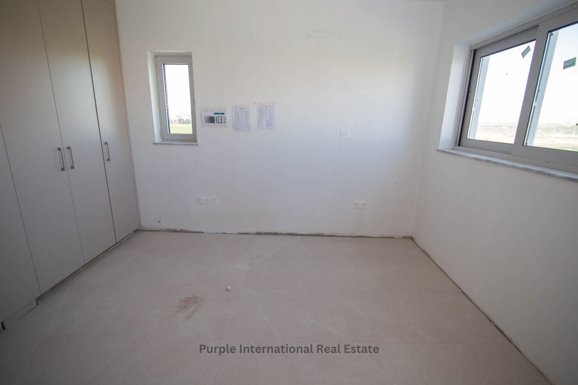 3 bedrooms Apartment in Larnaca, Larnaka, Cyprus No. 35086