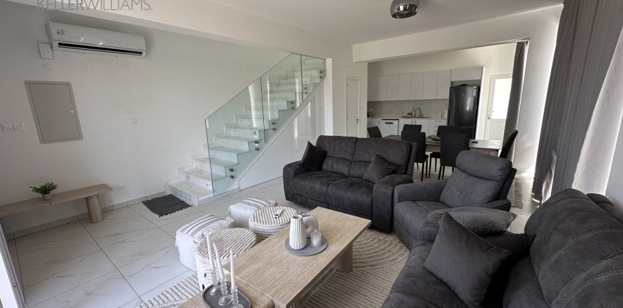 3 bedrooms Villa in Pyla, Larnaka,  No. 40367