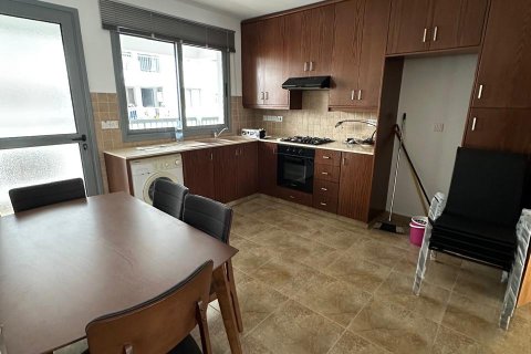 2 bedrooms Apartment in Larnaca, Larnaka,  No. 40366 3