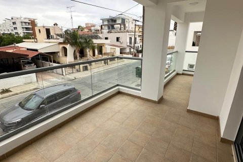2 bedrooms Apartment in Larnaca, Larnaka,  No. 40366 8