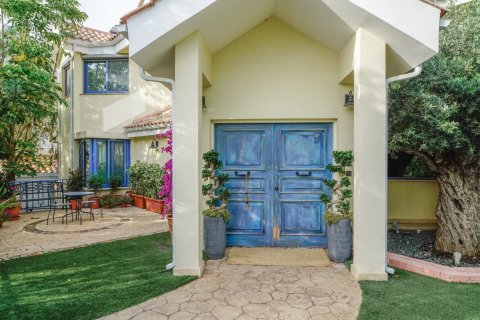 4 chambres Villa à Limassol,  No. 47760 4