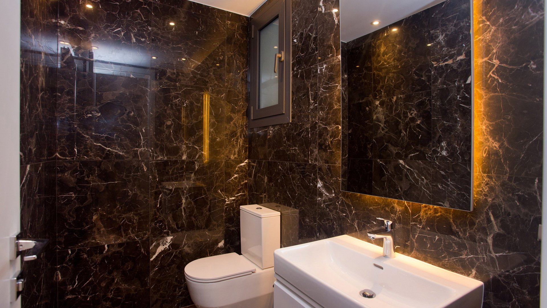 3 chambres Appartement à Blue Ocean Limassol, Chypre No. 31810