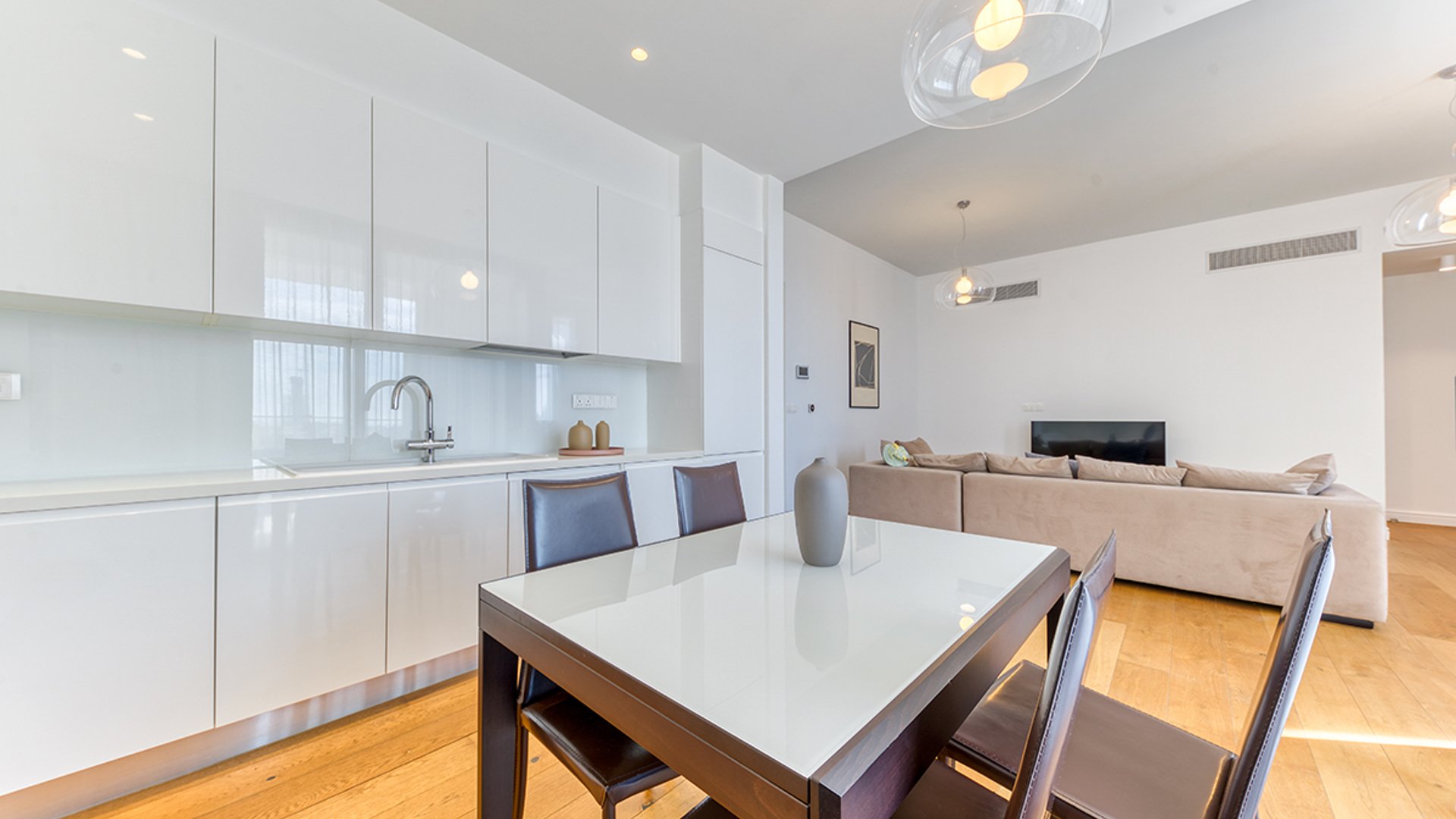 2 bedrooms Apartment in Limassol, Cyprus No. 31807