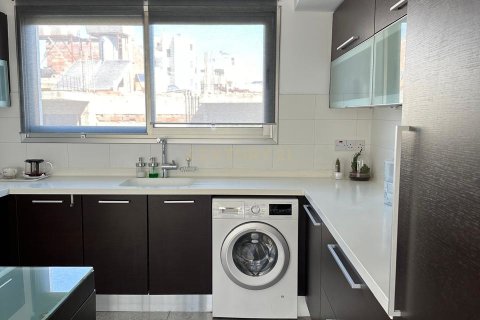 2 bedrooms Apartment in Mesa Geitonia, Limassol, Cyprus No. 57825