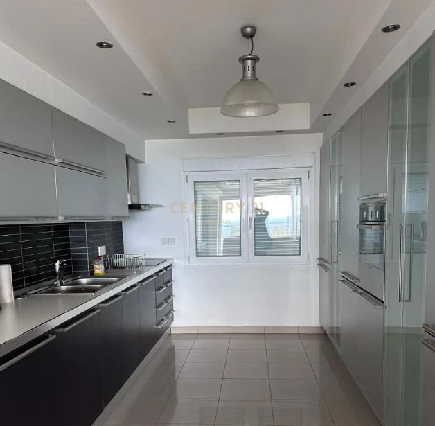 2 bedrooms Apartment in Limassol, Cyprus No. 57425