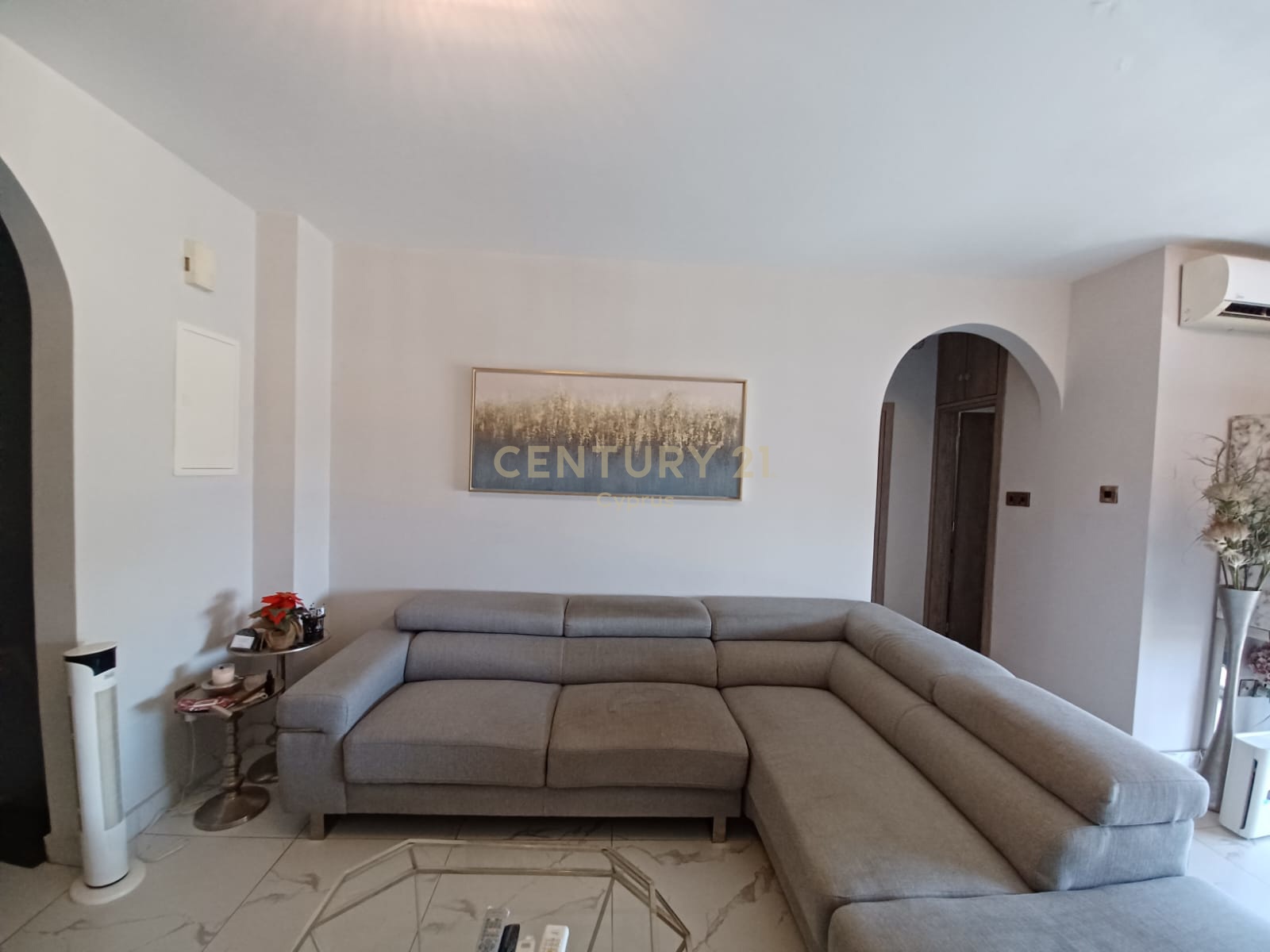 2 bedrooms Apartment in Agios Tychonas, Limassol, Cyprus No. 57424