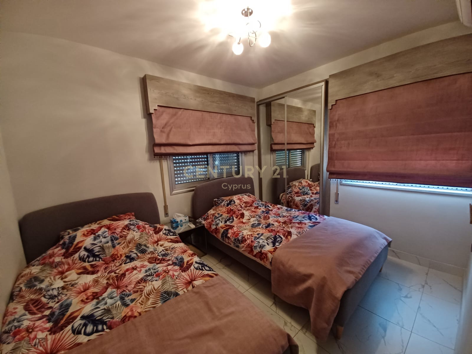 2 bedrooms Apartment in Agios Tychonas, Limassol, Cyprus No. 57424