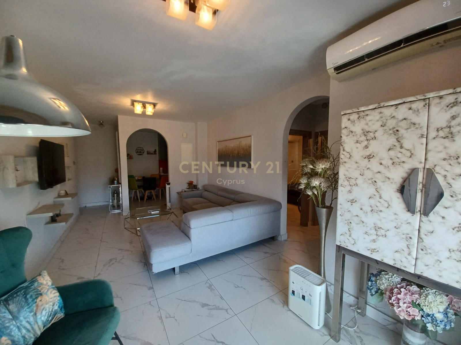 2 bedrooms Apartment in Agios Tychonas, Limassol, Cyprus No. 57424