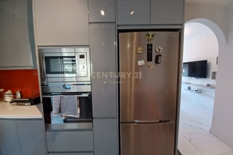 2 dormitorios Apartamento en Agios Tychonas, Limassol,  No. 57424 9