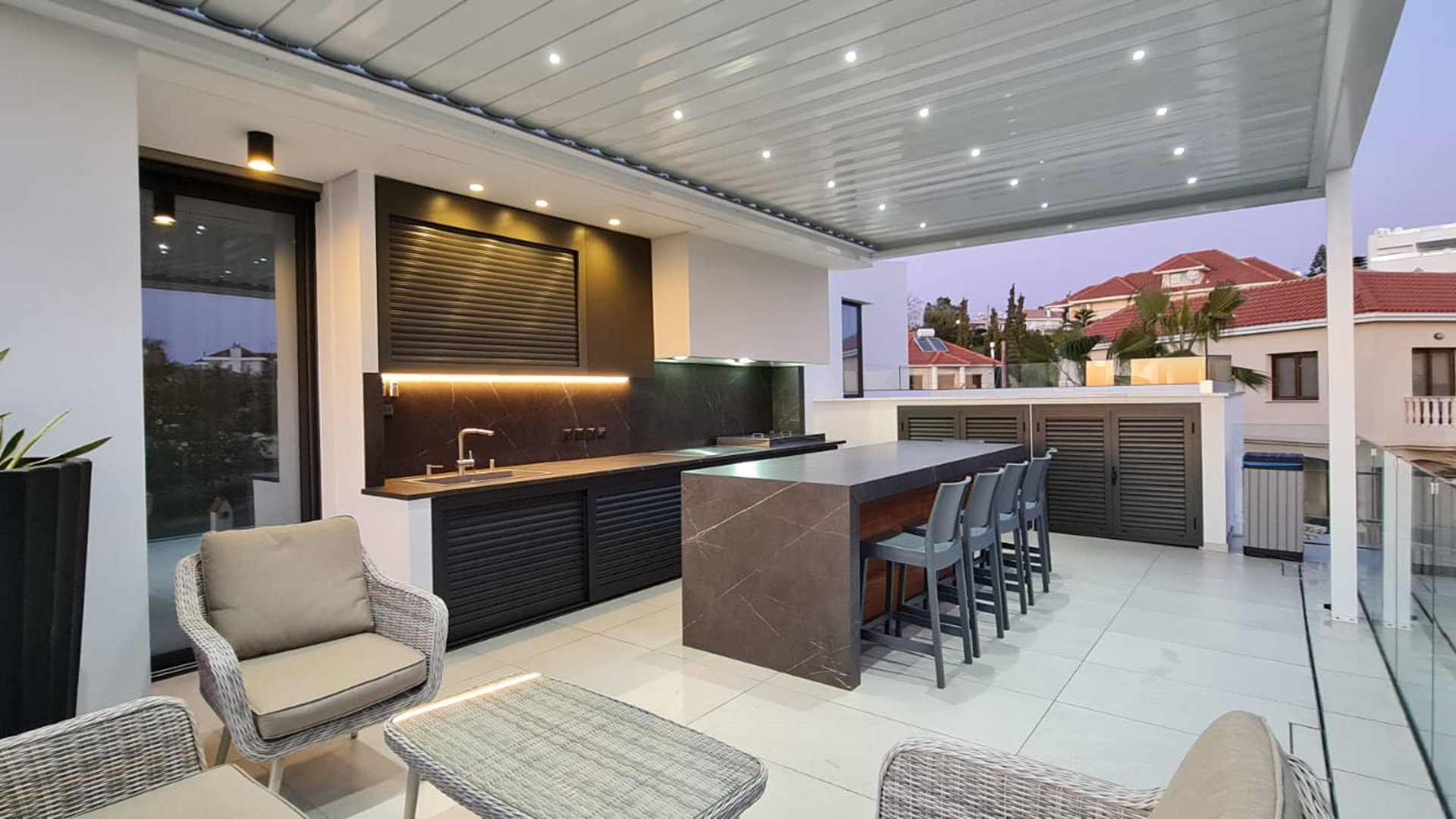 3 bedrooms Penthouse in Limassol, Cyprus No. 29286