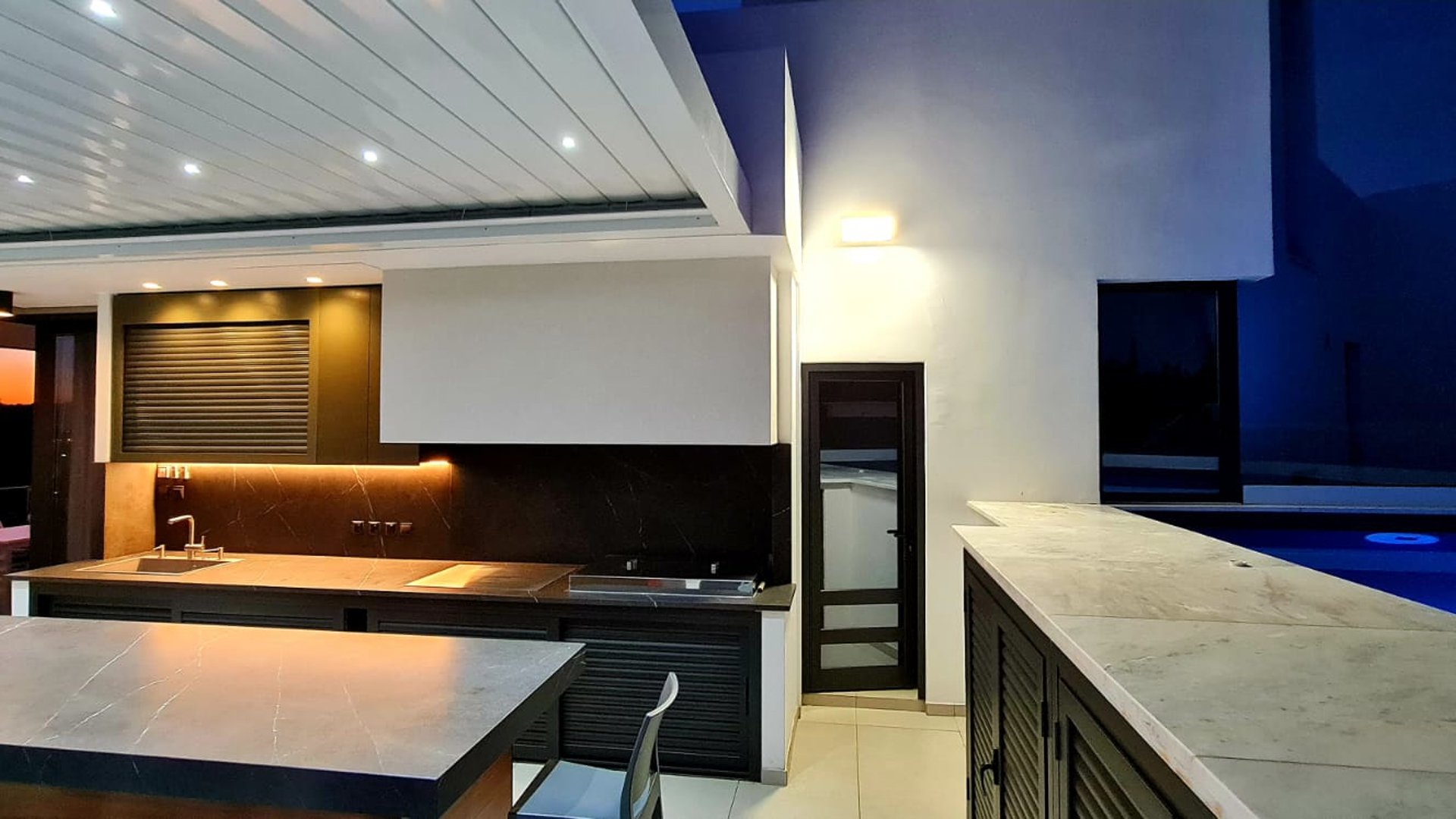 3 bedrooms Penthouse in Limassol, Cyprus No. 29286